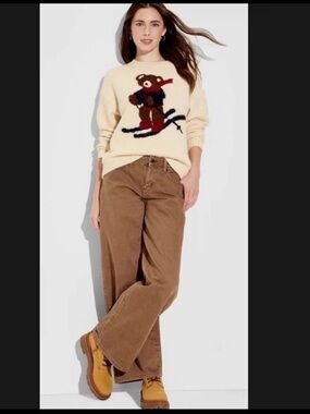 wild fable Cream Teddy Bear Ski Crewneck Sweater